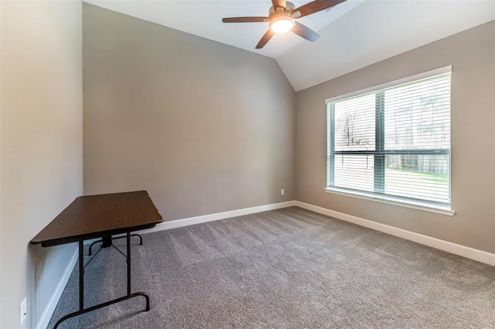 1050 Groveton Ridge Lane Pinehurst, TX 77362