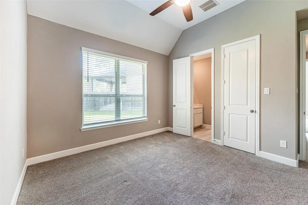 1050 Groveton Ridge Lane Pinehurst, TX 77362