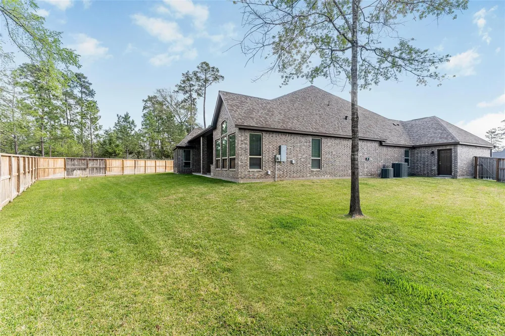 1050 Groveton Ridge Lane Pinehurst, TX 77362