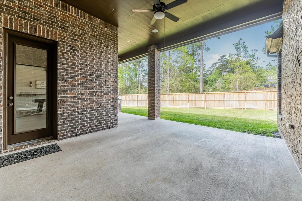 1050 Groveton Ridge Lane Pinehurst, TX 77362