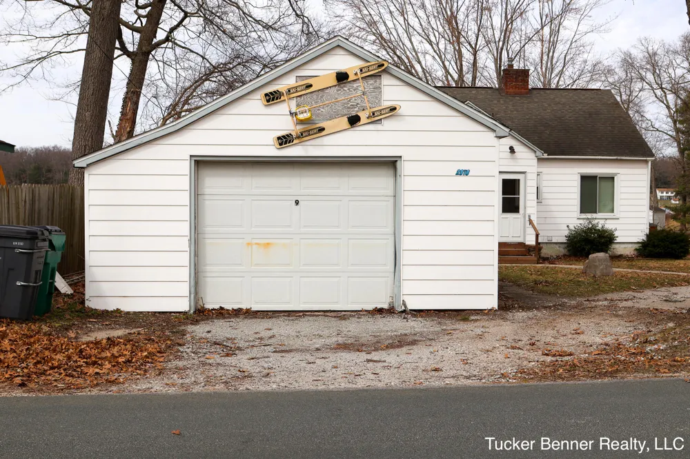 2378 Duff Road Dalton Township, MI 49457