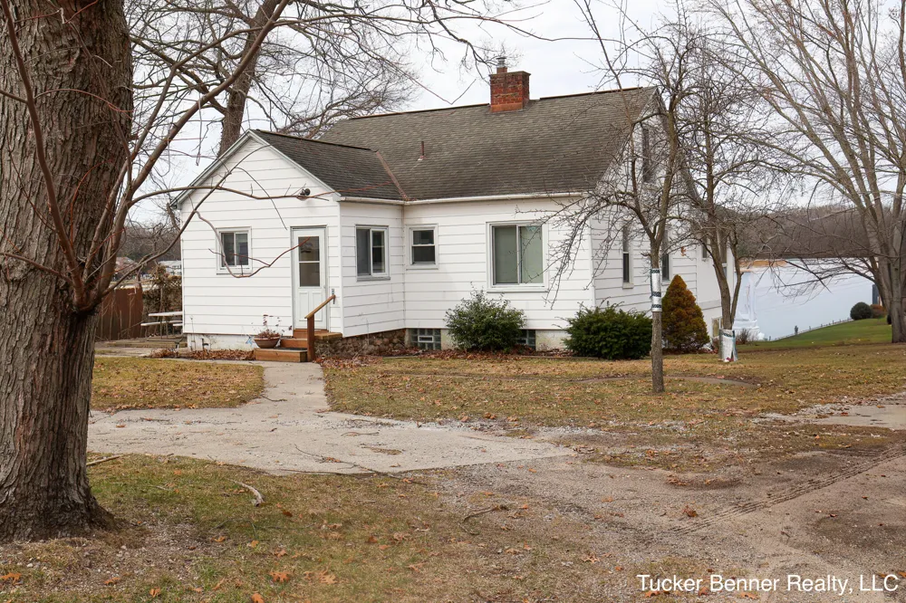 2378 Duff Road Dalton Township, MI 49457