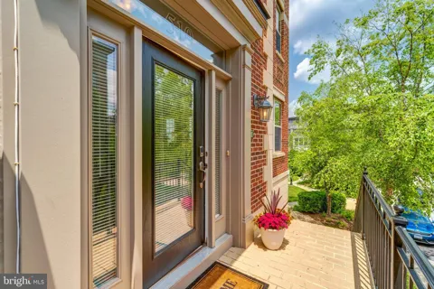 510 OVERLOOK PARK DRIVE #32