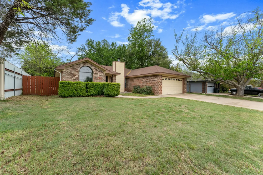 2504 Lazy Ridge Drive Killeen, TX 76543