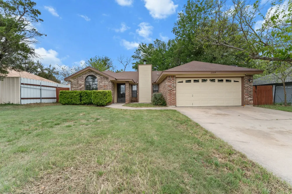2504 Lazy Ridge Drive Killeen, TX 76543