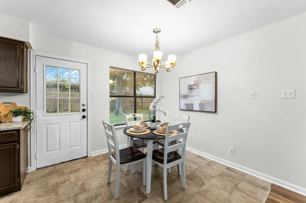 2504 Lazy Ridge Drive Killeen, TX 76543