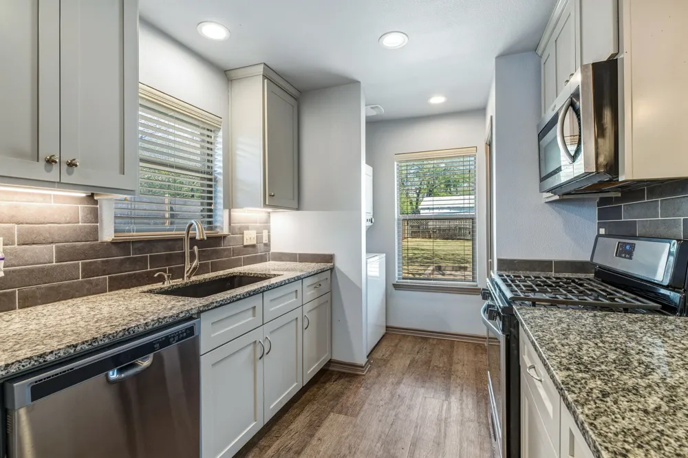 1812 Forestglade Drive Austin, TX 78745