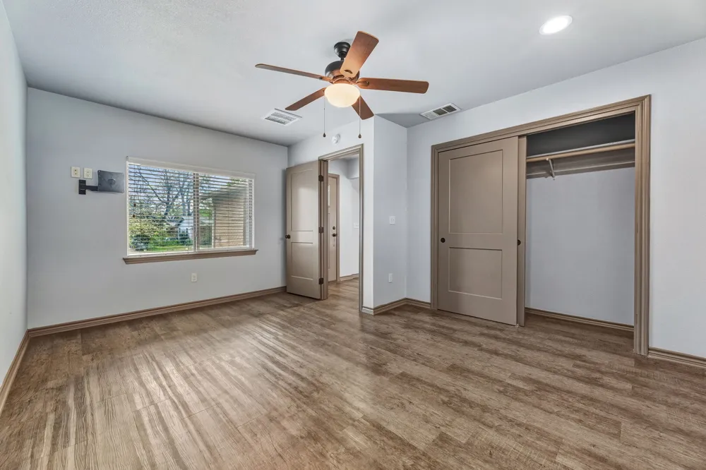 1812 Forestglade Drive Austin, TX 78745