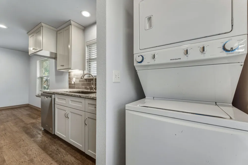 1812 Forestglade Drive Austin, TX 78745