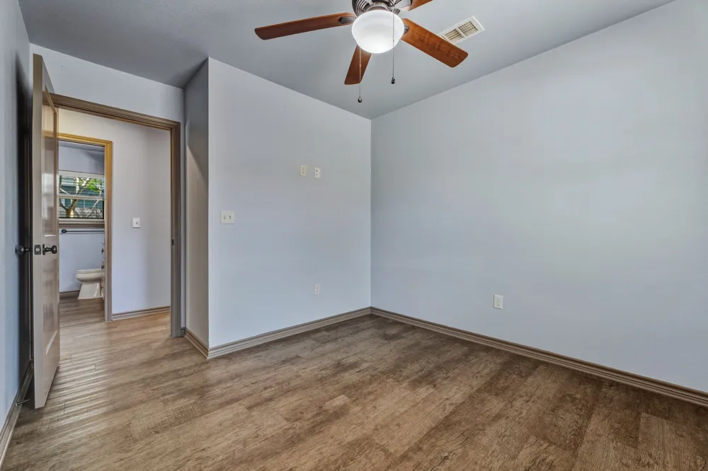 1812 Forestglade Drive Austin, TX 78745