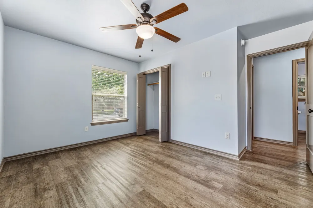1812 Forestglade Drive Austin, TX 78745