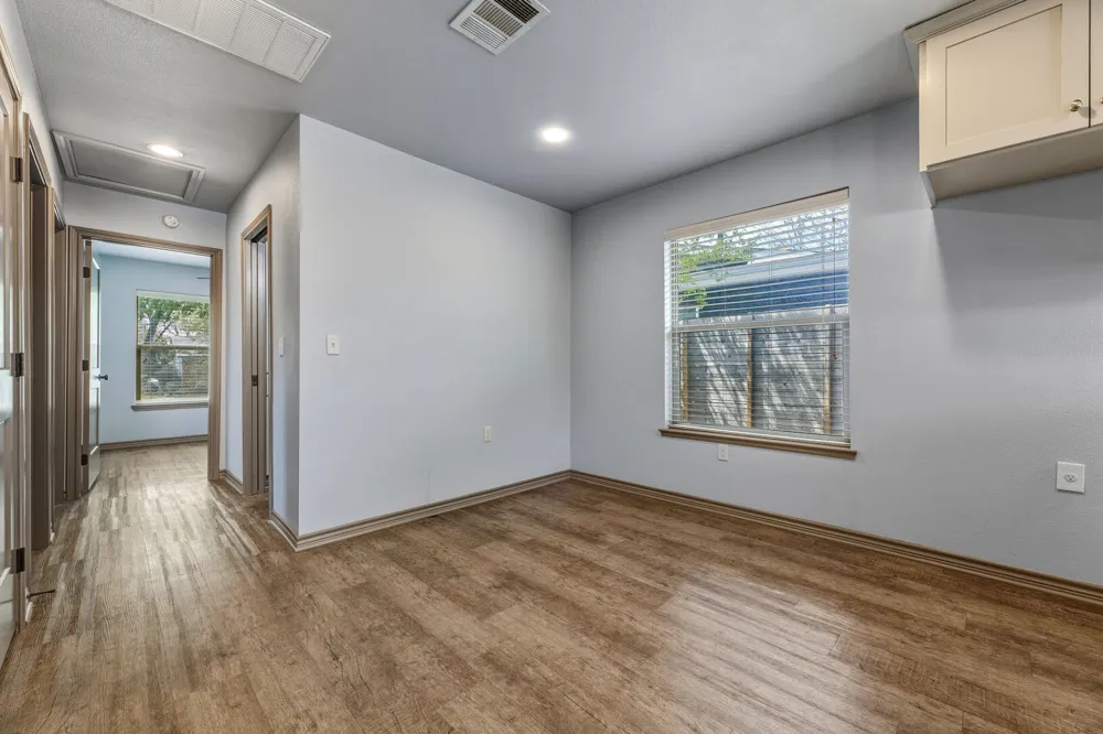1812 Forestglade Drive Austin, TX 78745