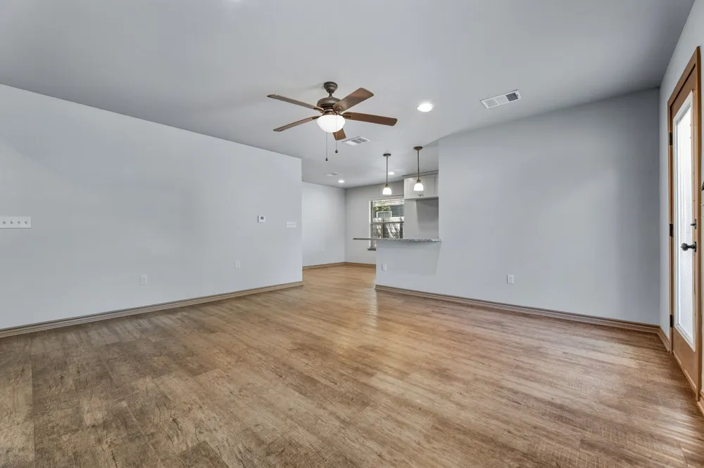 1812 Forestglade Drive Austin, TX 78745
