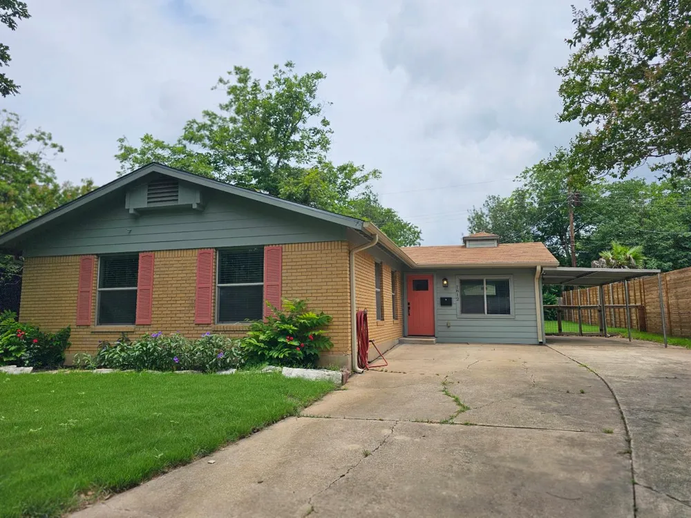 1812 Forestglade Drive Austin, TX 78745