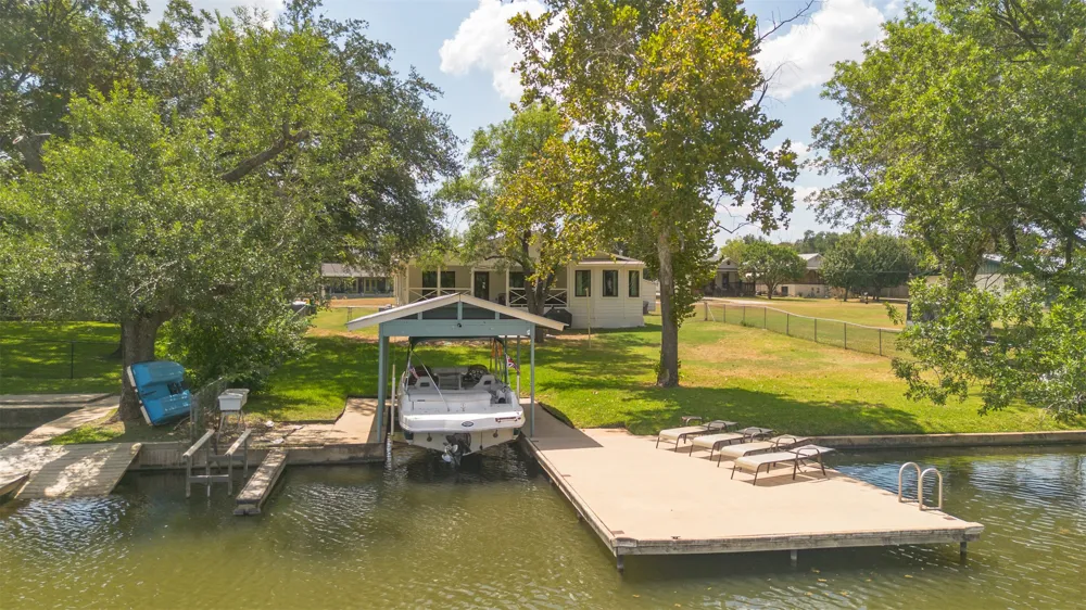 710 Sandy Harbor Drive Horseshoe Bay, TX 78657