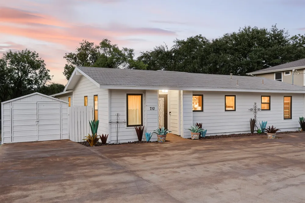 710 Sandy Harbor Drive Horseshoe Bay, TX 78657