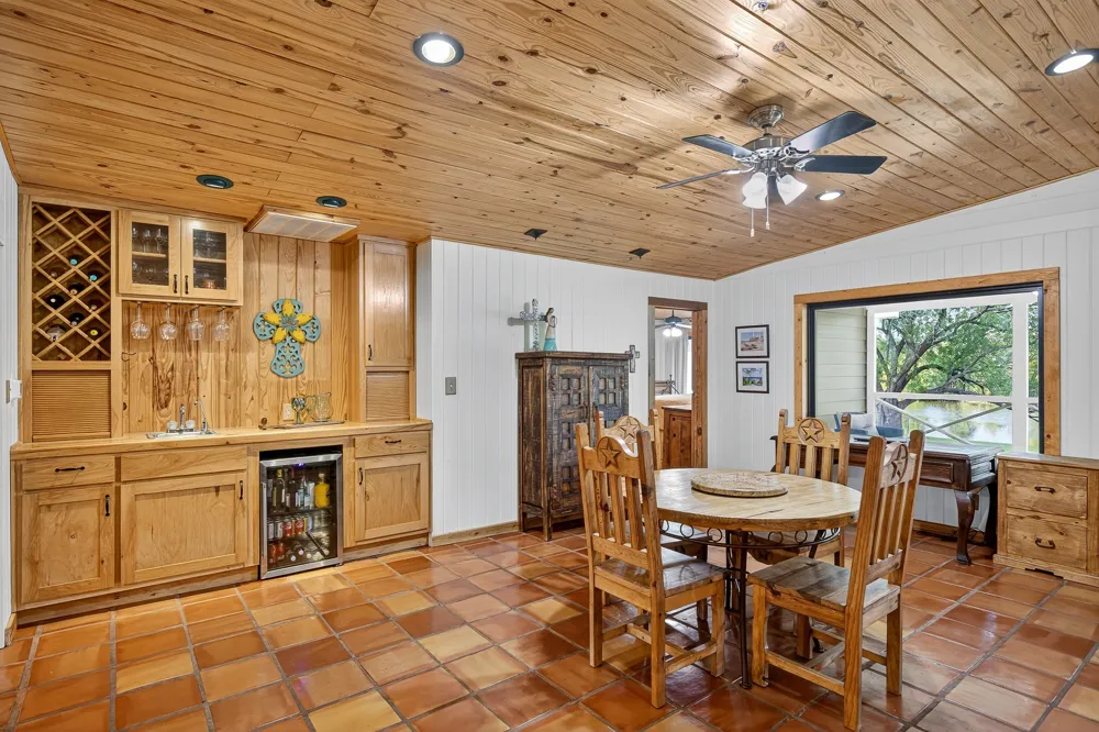 710 Sandy Harbor Drive Horseshoe Bay, TX 78657