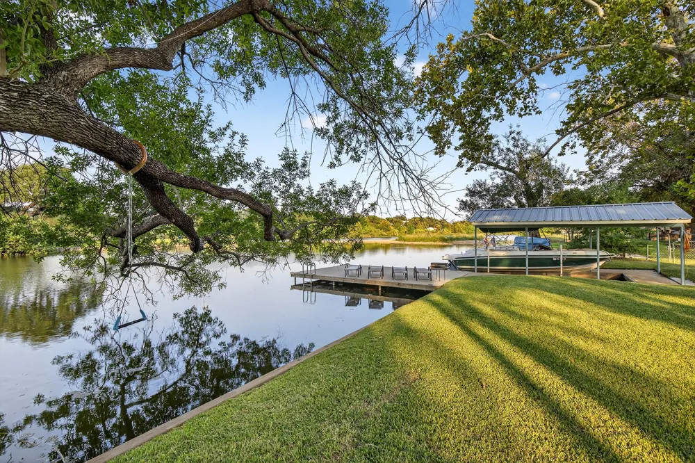 710 Sandy Harbor Drive Horseshoe Bay, TX 78657