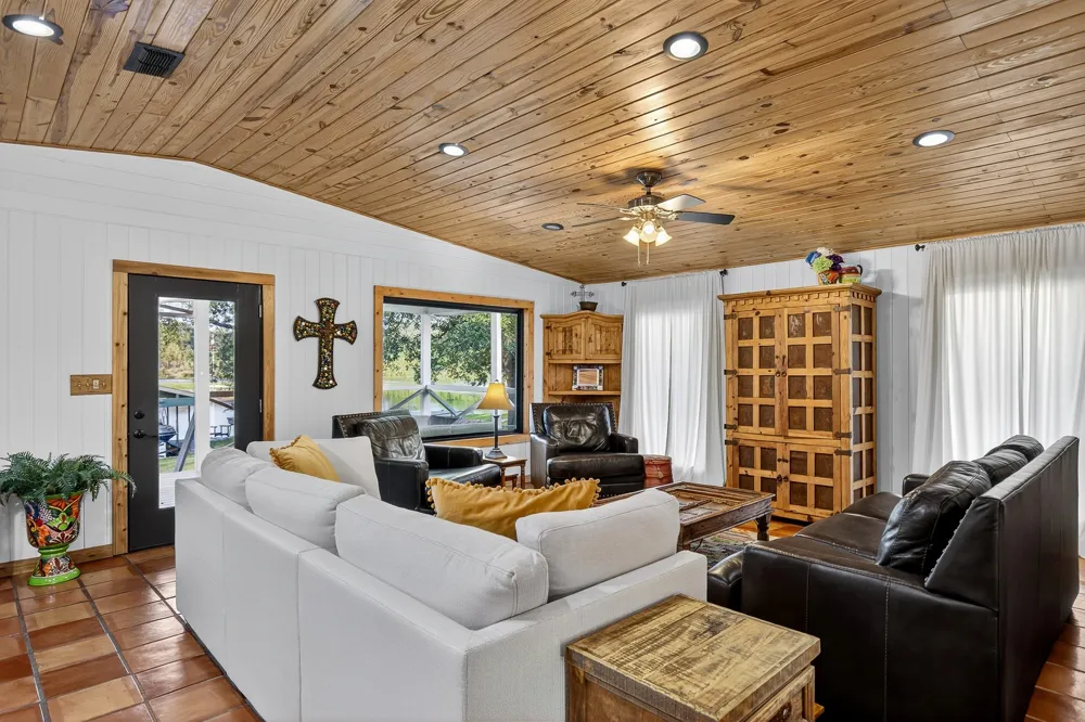 710 Sandy Harbor Drive Horseshoe Bay, TX 78657