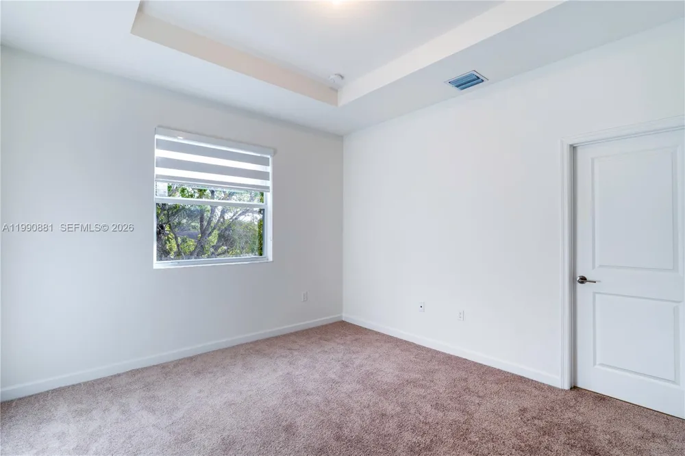 5514 NW 27th St Lauderhill, FL 33313