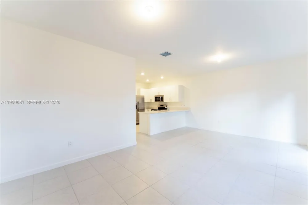 5514 NW 27th St Lauderhill, FL 33313