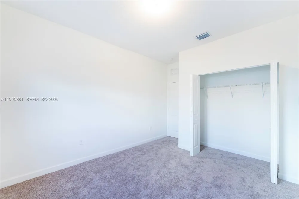 5514 NW 27th St Lauderhill, FL 33313