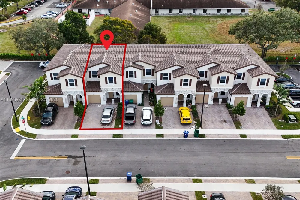 5514 NW 27th St Lauderhill, FL 33313