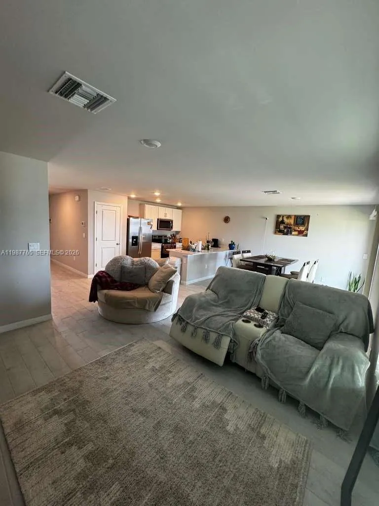 9013 Meadow Cir La Belle, FL 33935