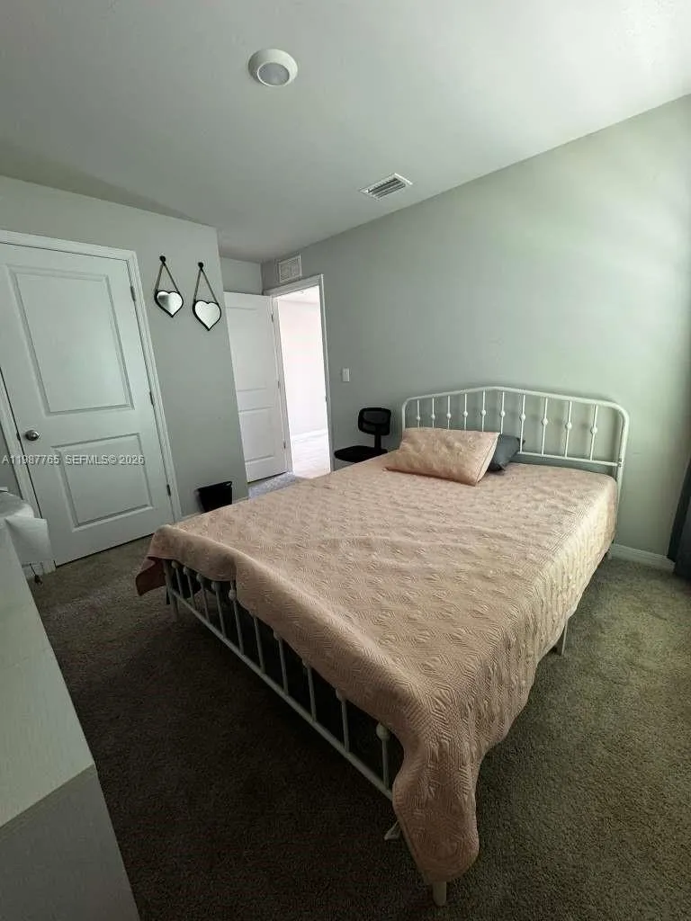 9013 Meadow Cir La Belle, FL 33935