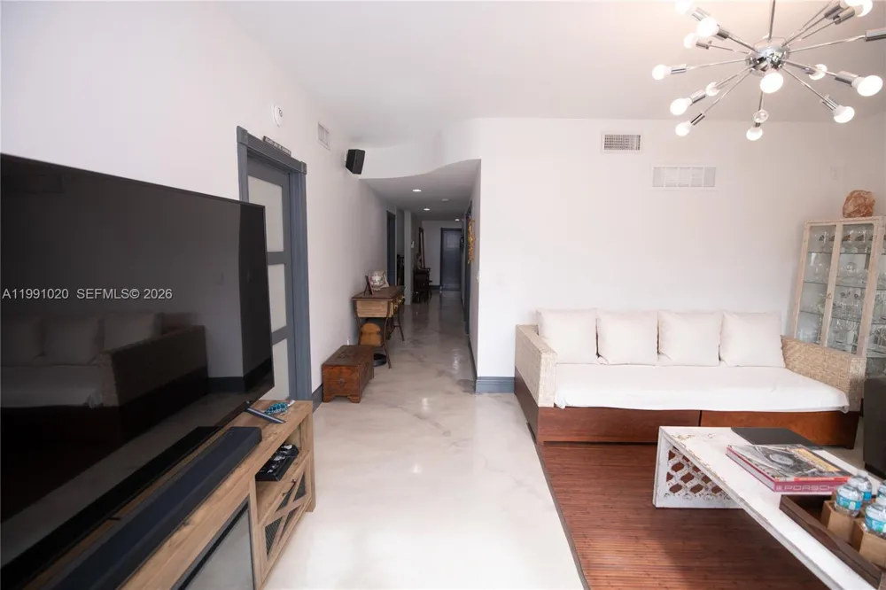 8694 Via Reale #3 Boca Raton, FL 33496