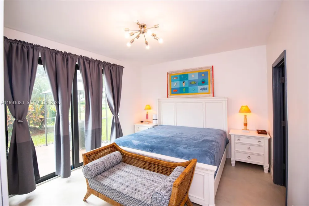 8694 Via Reale #3 Boca Raton, FL 33496
