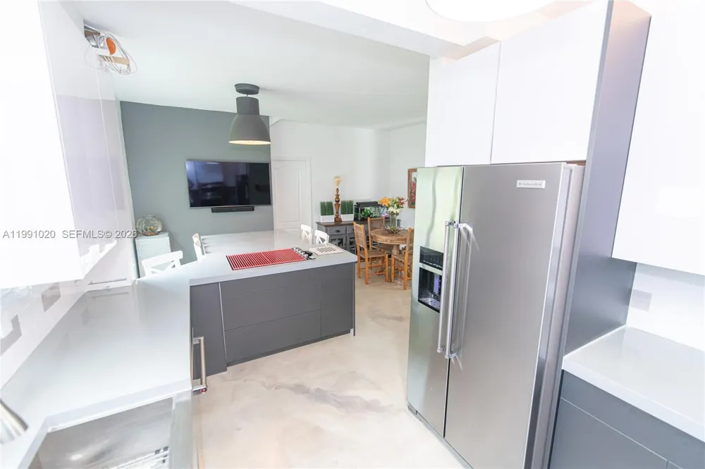 8694 Via Reale #3 Boca Raton, FL 33496