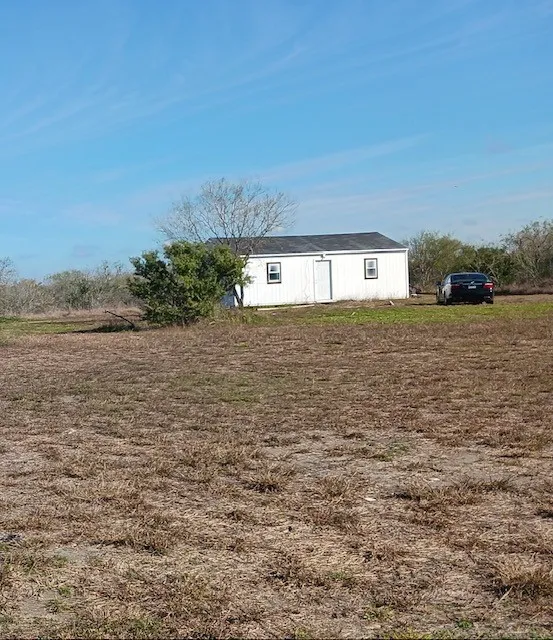 6267 County Road 523 Skidmore, TX 78389