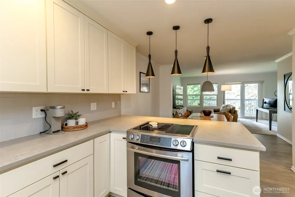 19905 4th Avenue NE #I Poulsbo, WA 98370