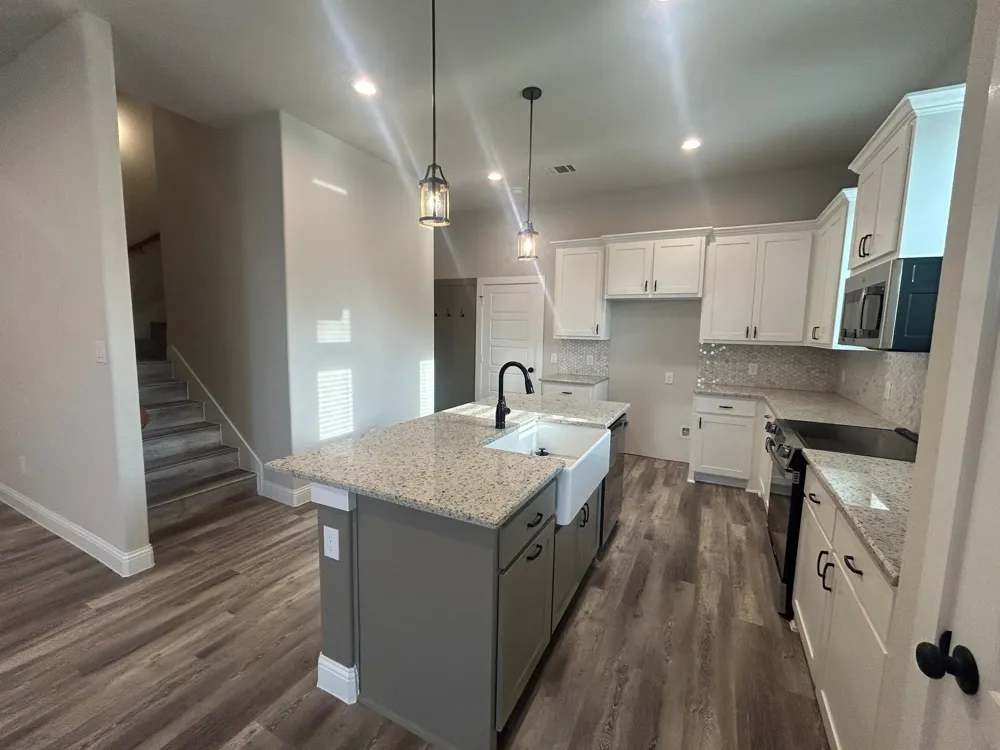 4001 Avion Drive Sanger, TX 76266