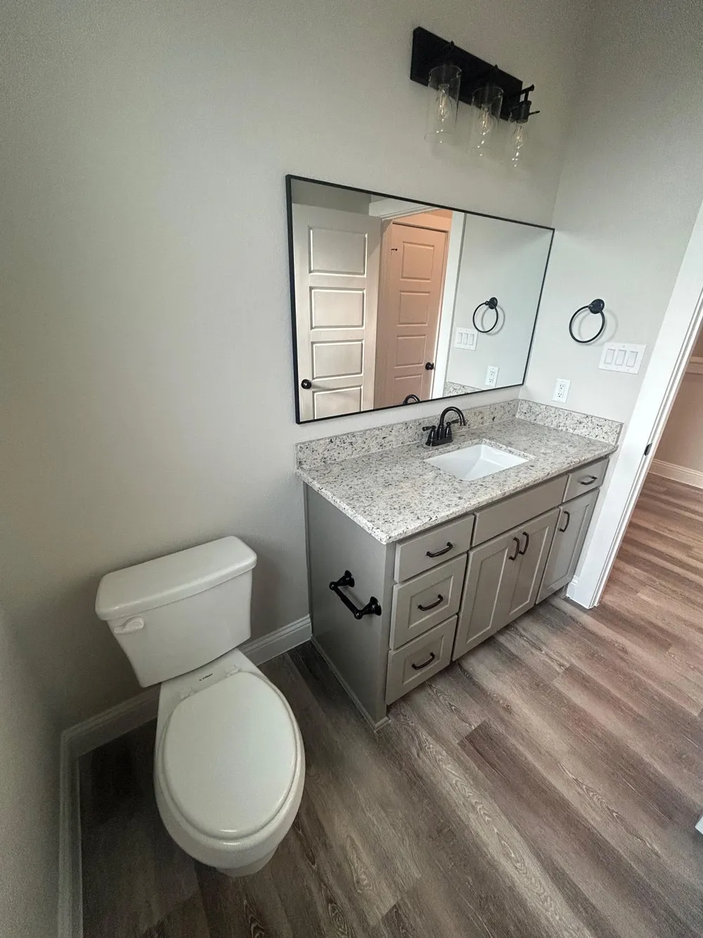 4001 Avion Drive Sanger, TX 76266