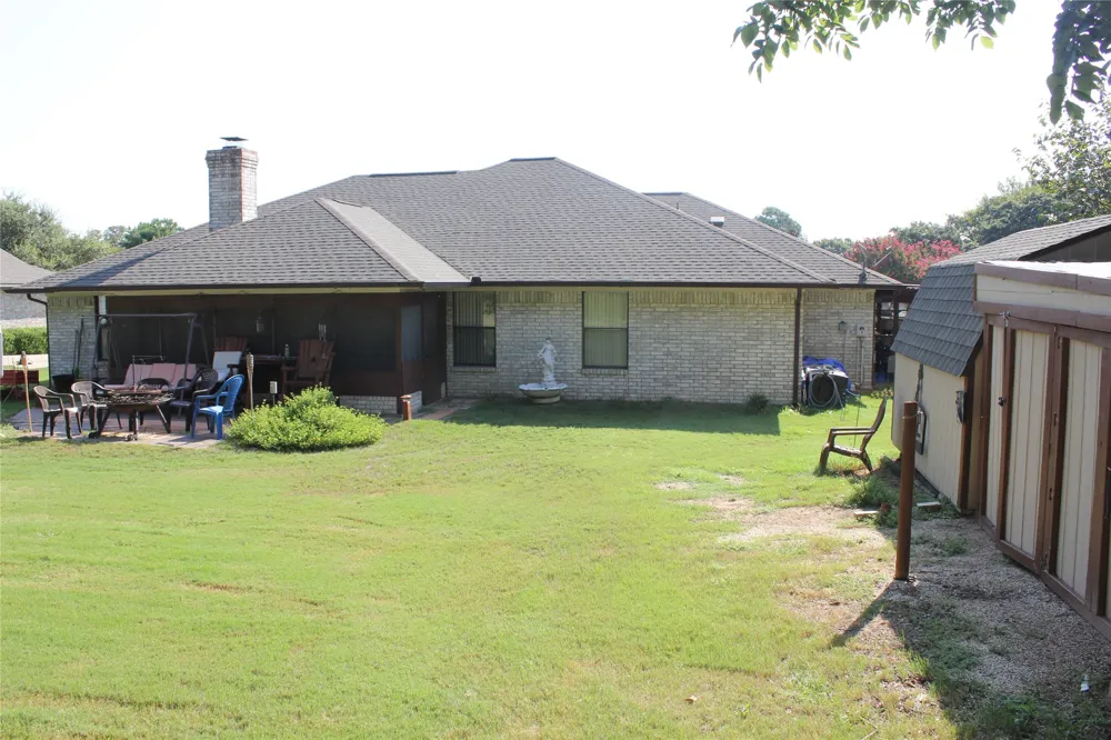 102 Wasco Cove Lake Kiowa, TX 76240