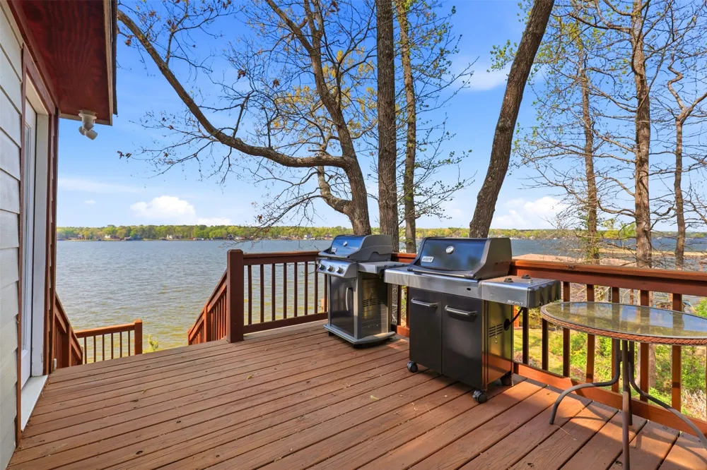 307 S Park Road Scroggins, TX 75480
