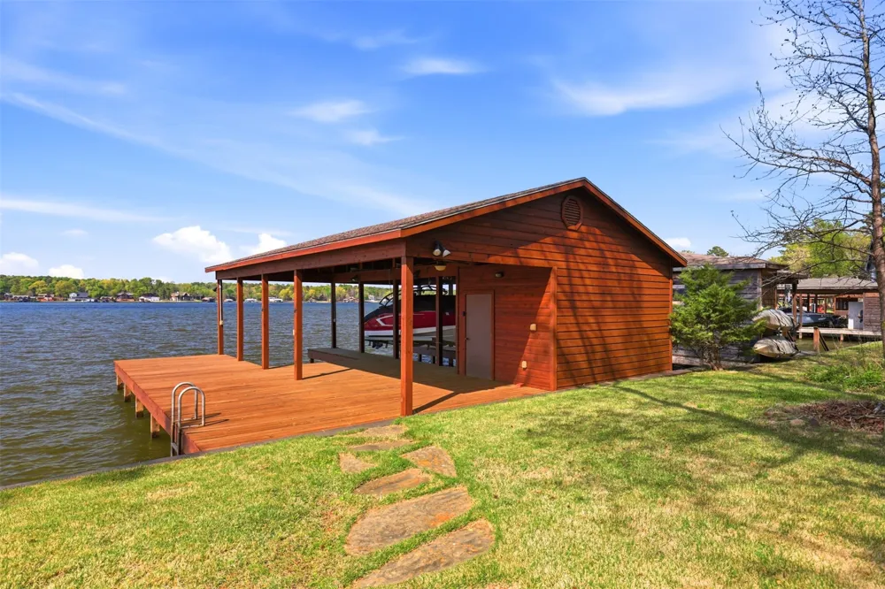 307 S Park Road Scroggins, TX 75480