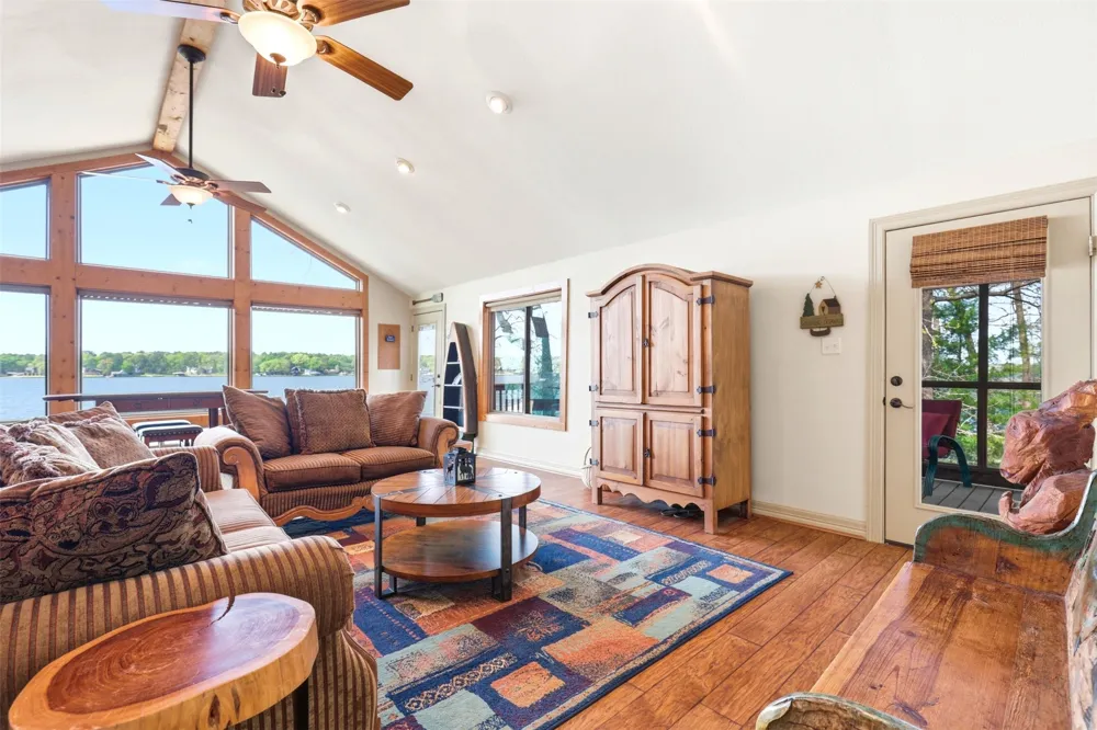307 S Park Road Scroggins, TX 75480