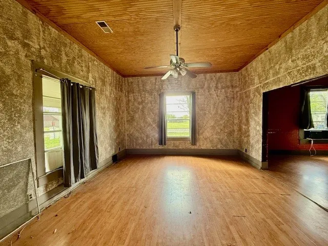 950 W Bonham Avenue Cooper, TX 75432