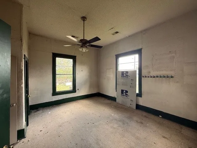 950 W Bonham Avenue Cooper, TX 75432
