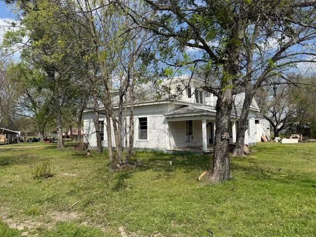 950 W Bonham Avenue Cooper, TX 75432
