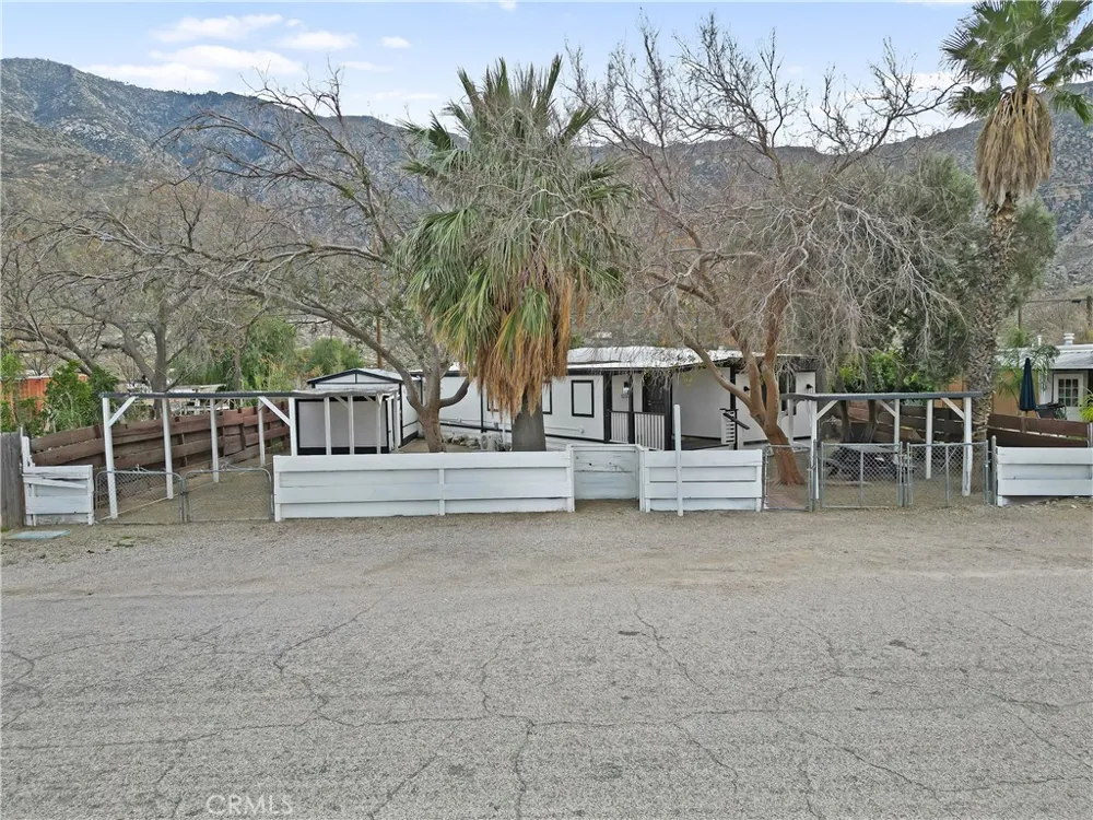 52101 Lois Cabazon, CA 92230