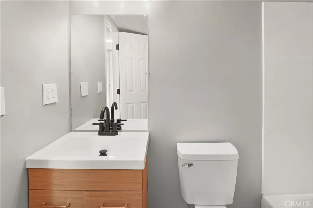 52101 Lois Cabazon, CA 92230