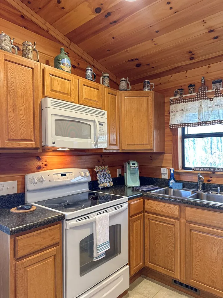Blue Mist Mountain Rd Whittier, NC 28789