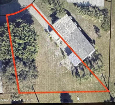 463 E Egret Circle