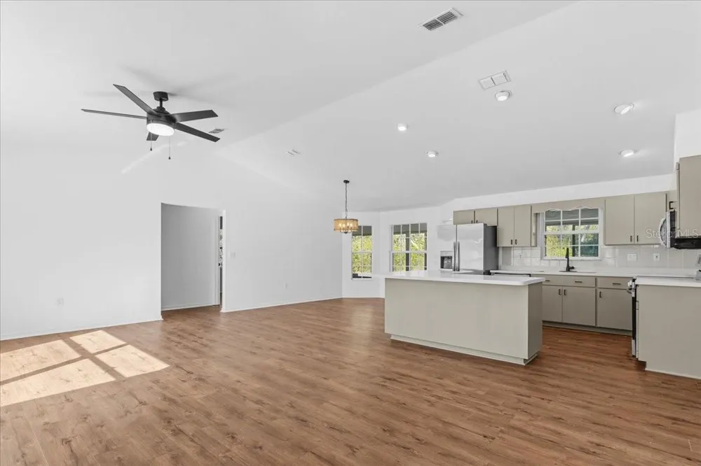 957 NE 354TH AVENUE Old Town, FL 32680