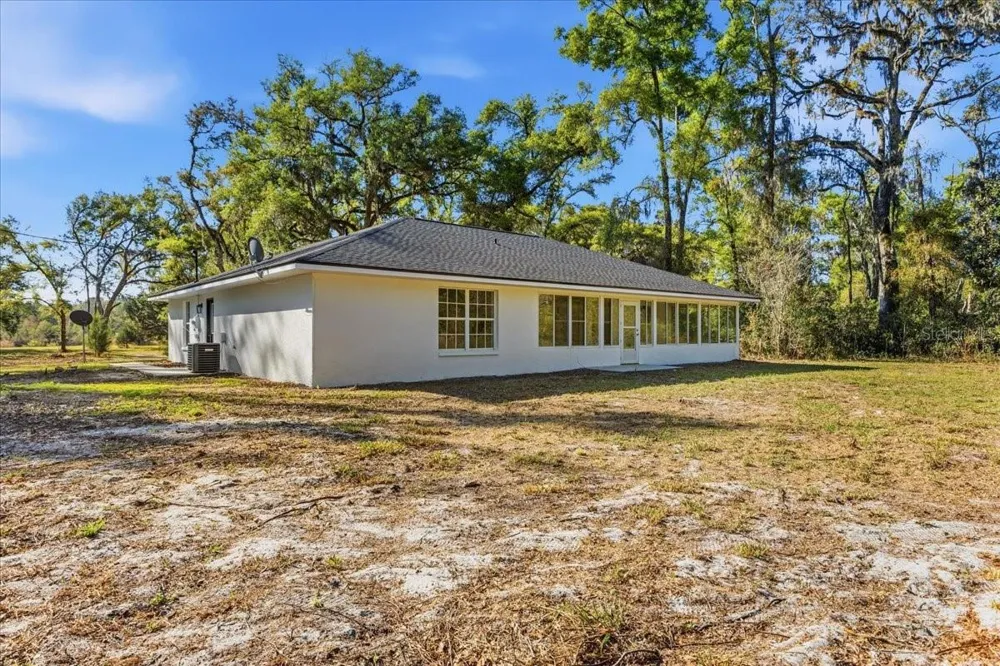 957 NE 354TH AVENUE Old Town, FL 32680