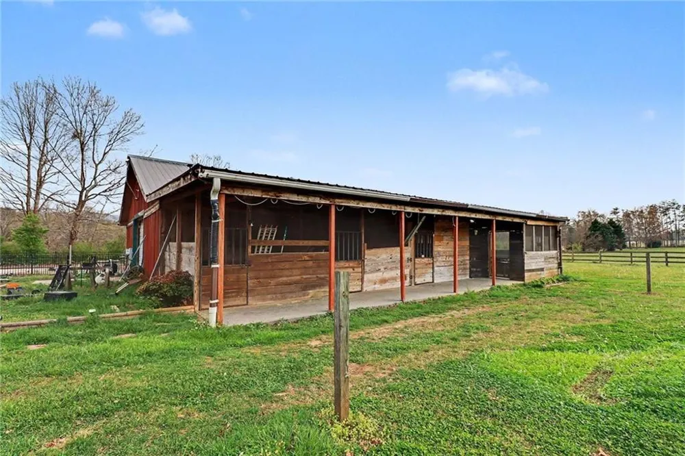 151 Sugar Hill Road NE Rydal, GA 30171